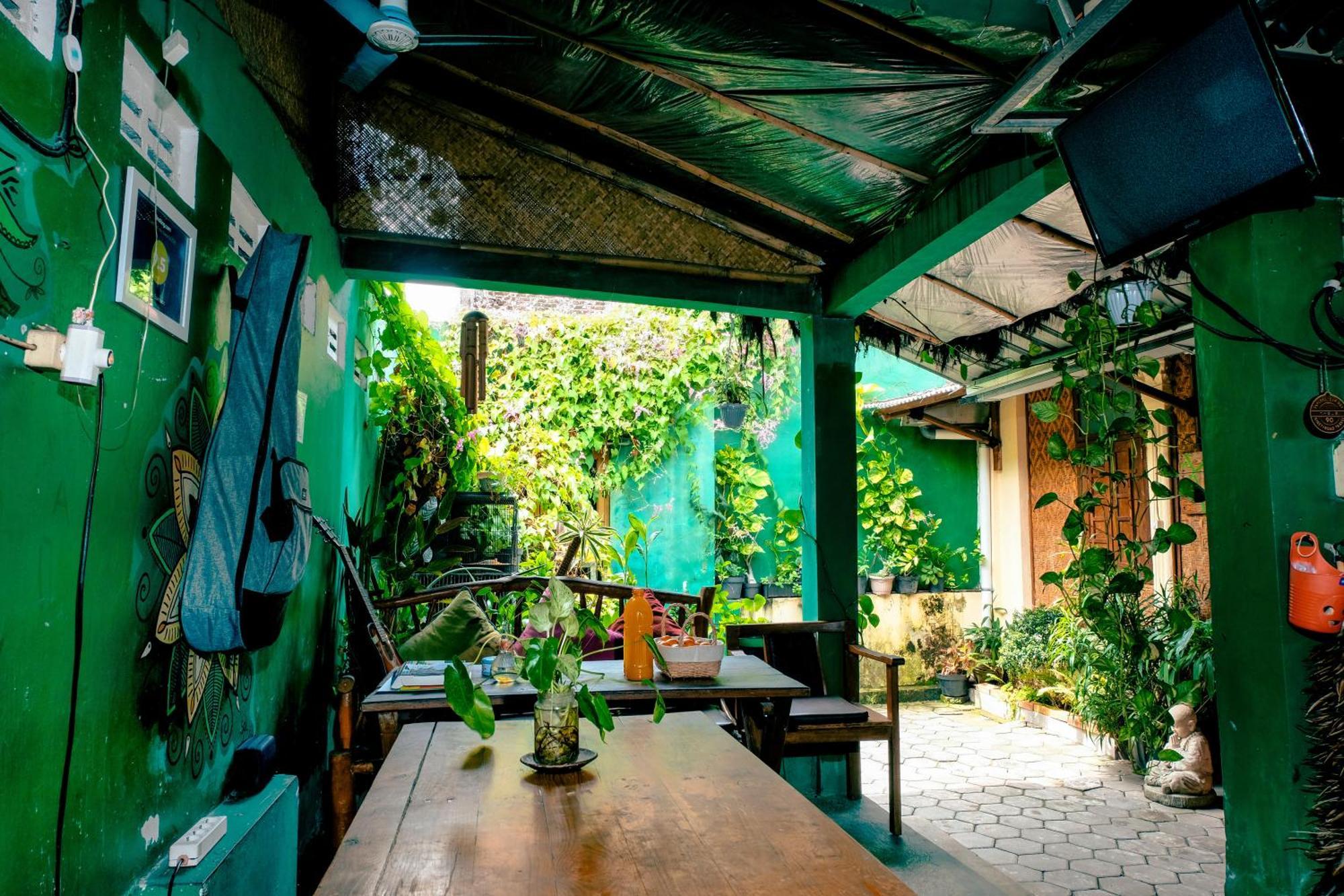 Glory Homestay Yogyakarta Extérieur photo