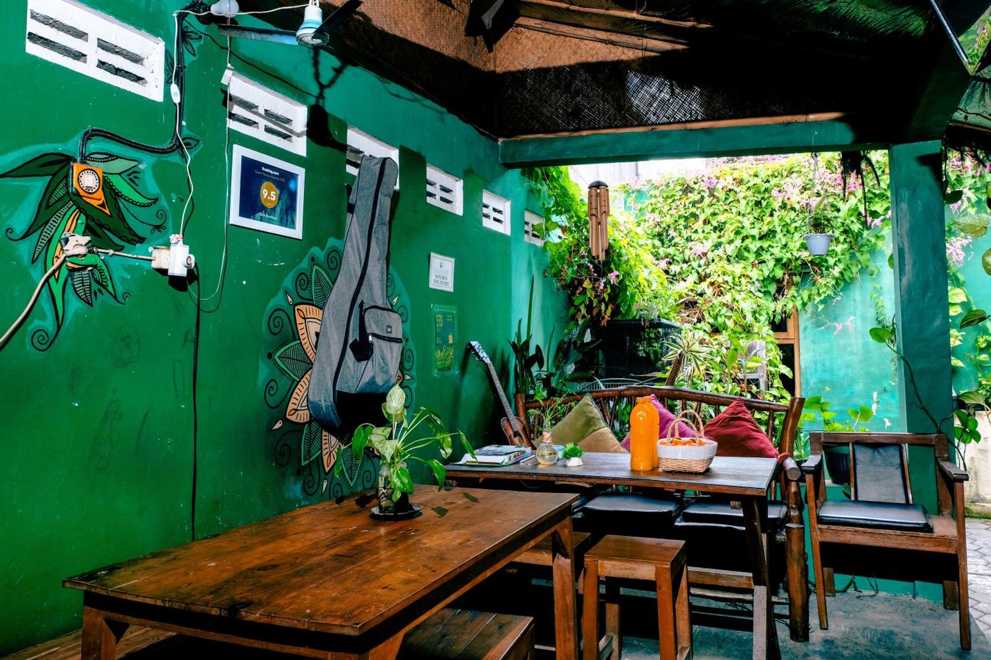 Glory Homestay Yogyakarta Extérieur photo