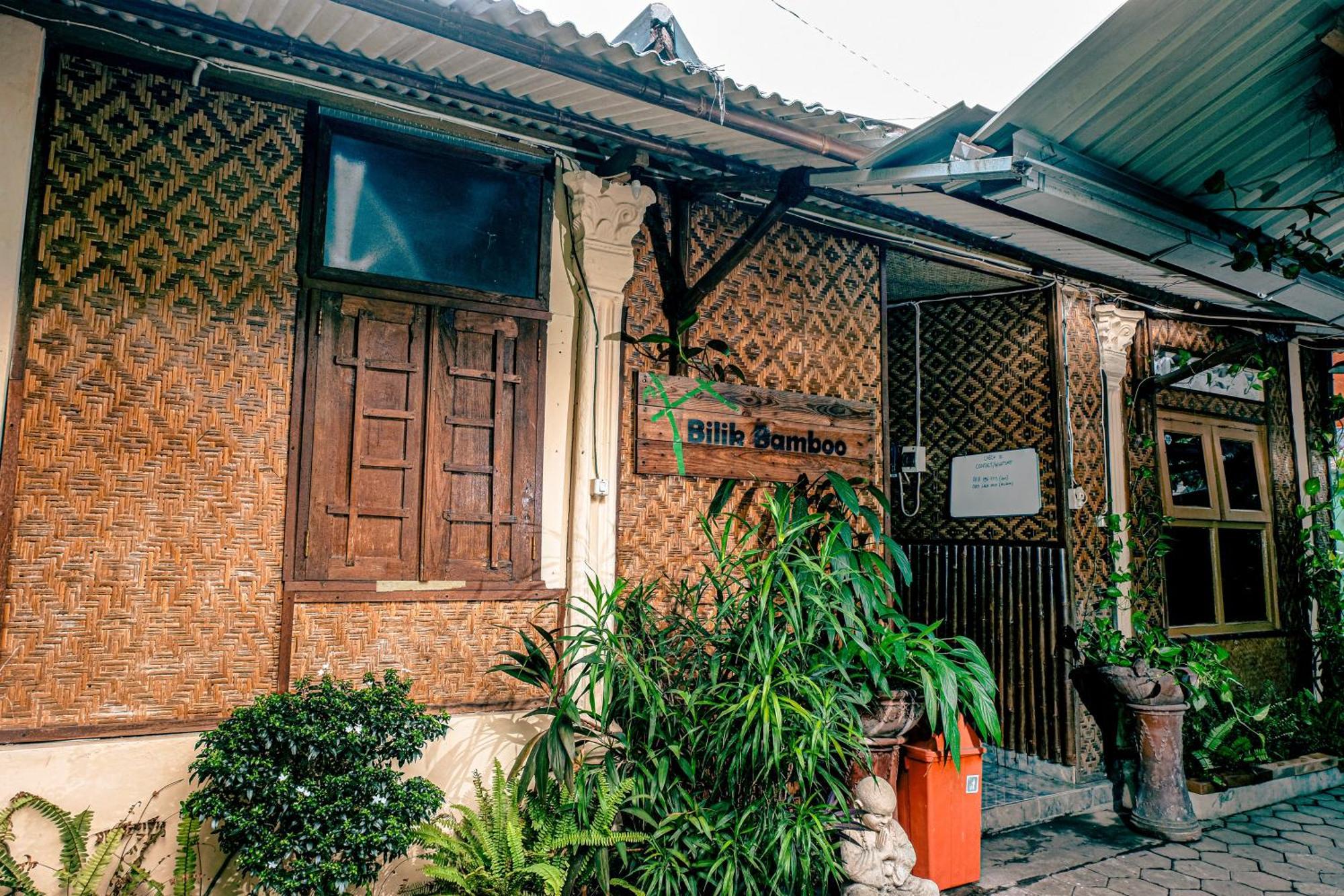 Glory Homestay Yogyakarta Extérieur photo