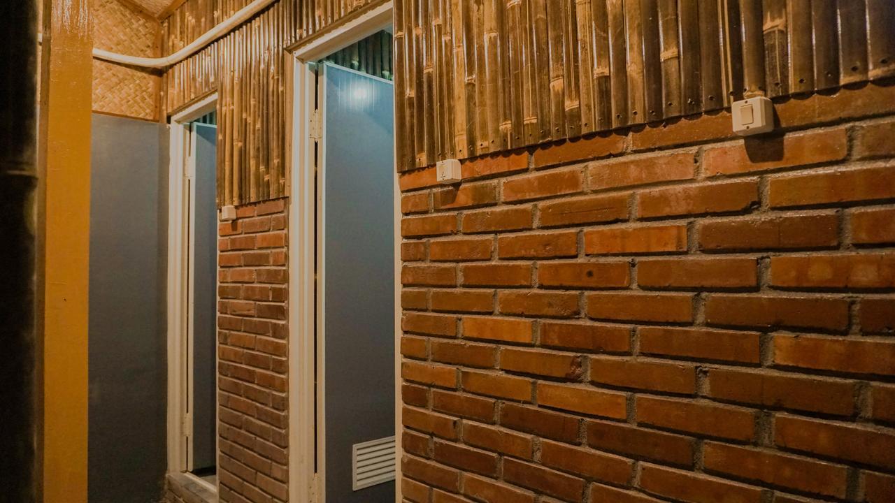 Glory Homestay Yogyakarta Extérieur photo